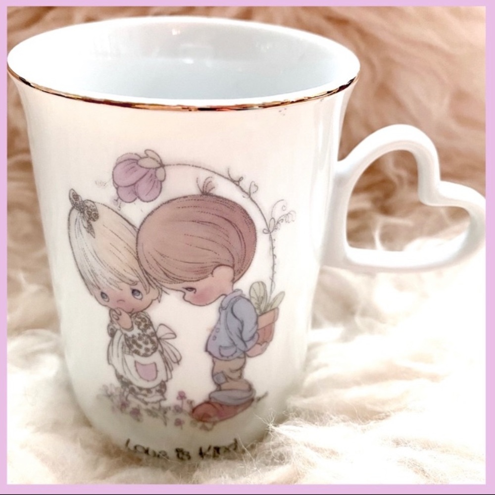 “LOVE IS KIND” Precious Moments Mug. Vintage